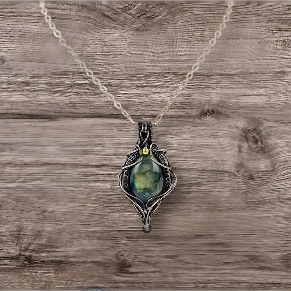 Natural Labradorite Copper Wrapped Handmade Pendant Necklace blue green read - Picture 6 of 11